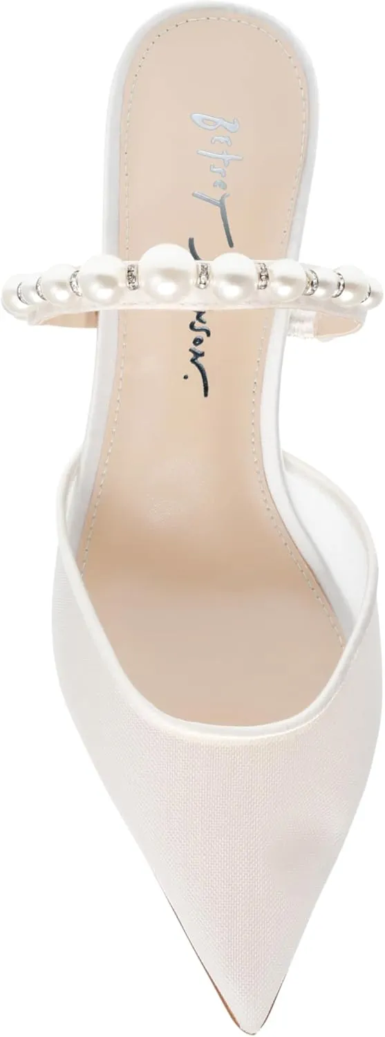 Betsey Johnson Women's Evey Pump