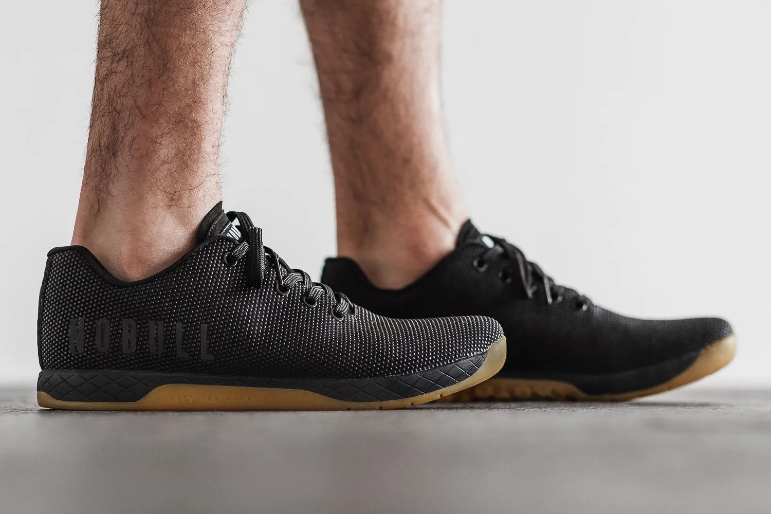 BLACK GUM TRAINER (MEN'S)