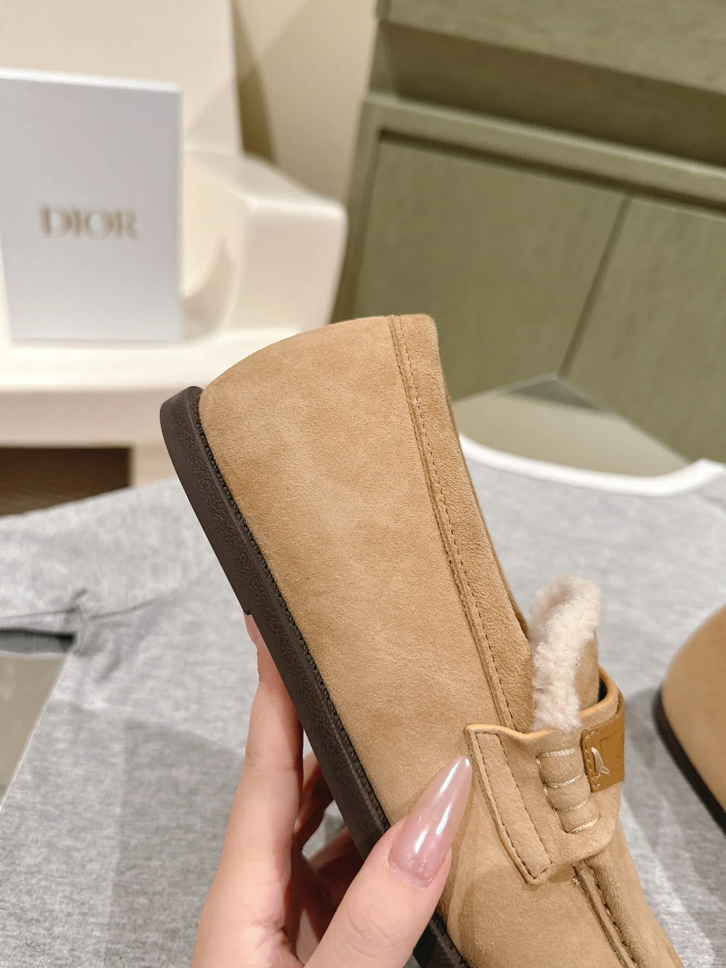 CD Loafer In Dark Loafer Suede  995507