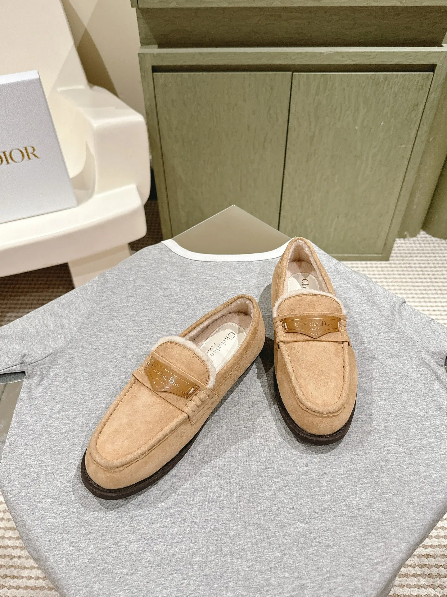 CD Loafer In Dark Loafer Suede  995507
