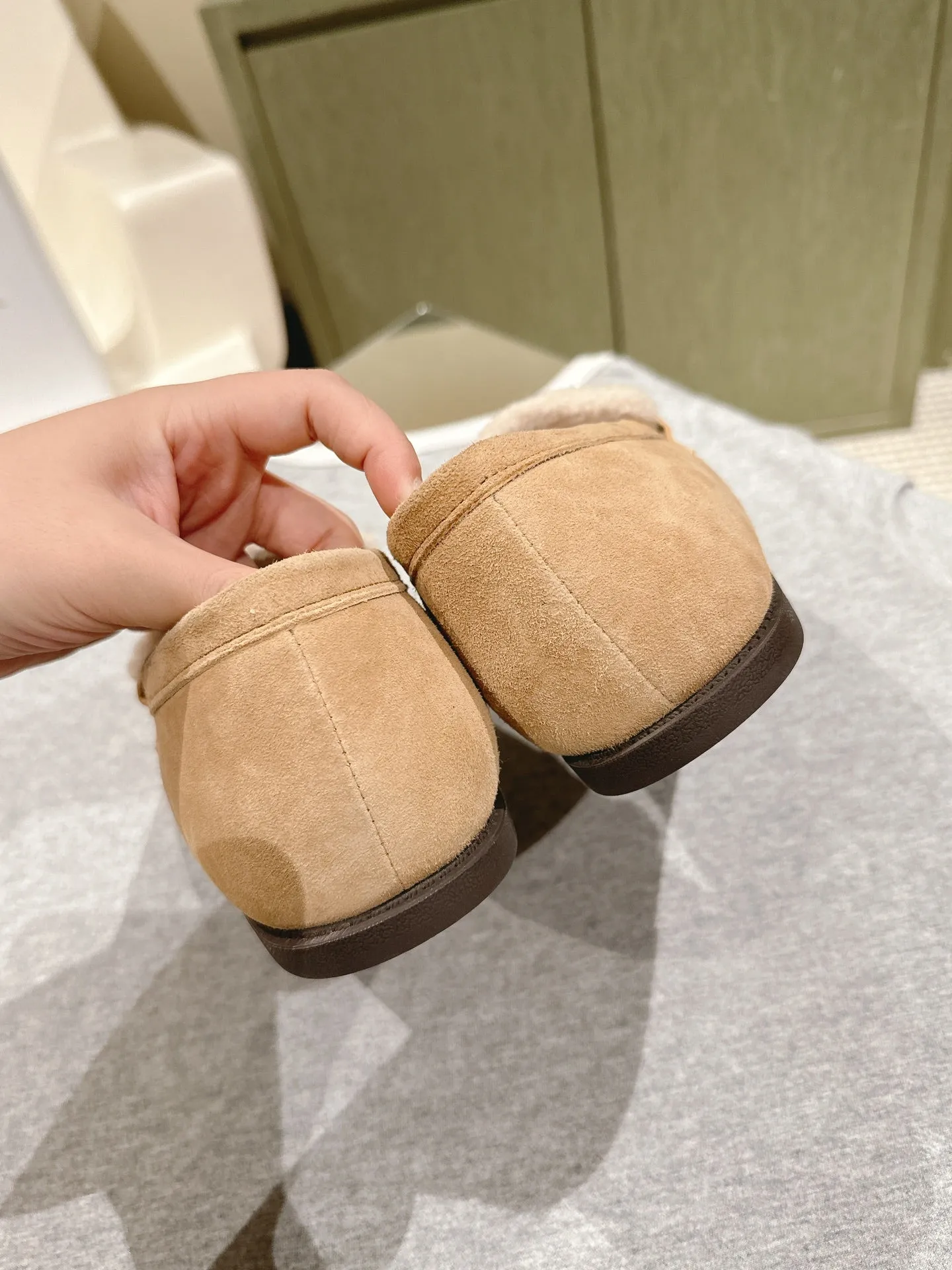 CD Loafer In Dark Loafer Suede  995507