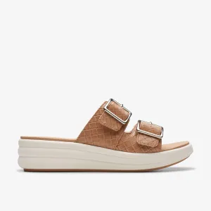 Clarks Women's Drift Buckle Warm Beige 26177848