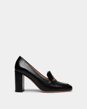 Daily Emblem Pump In Black Leather