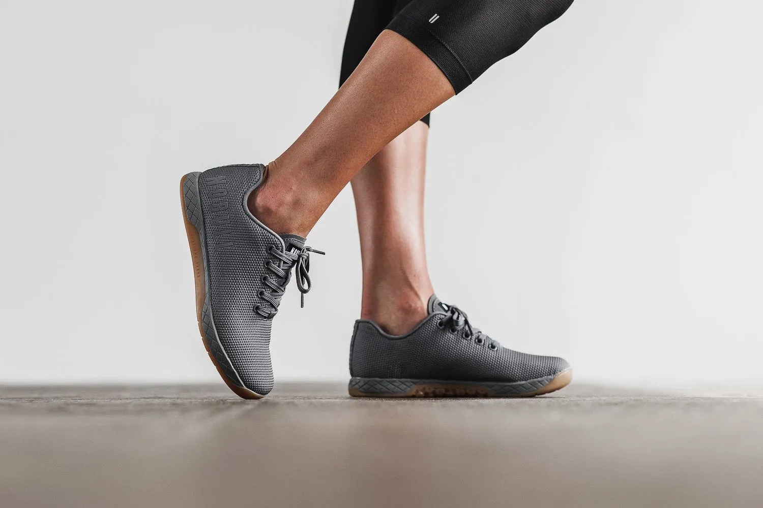 DARK GREY GUM TRAINER (WOMEN'S)
