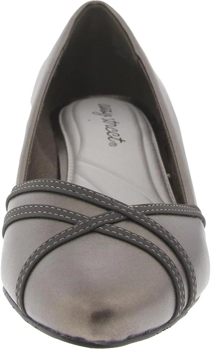 Easy Street Women's Lotus Pump