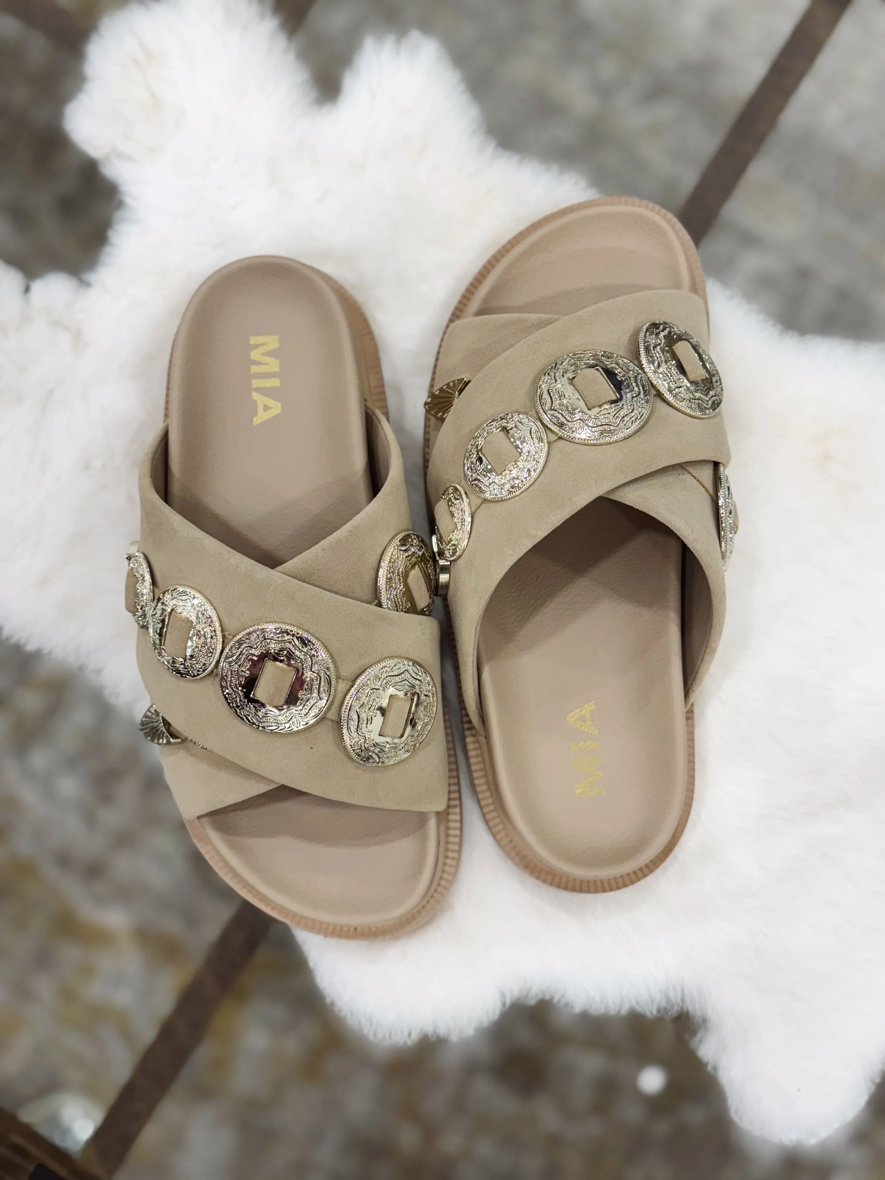 Gorgene Sandal