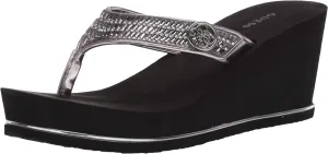 GUESS Women's Sarraly Wedge Sandal