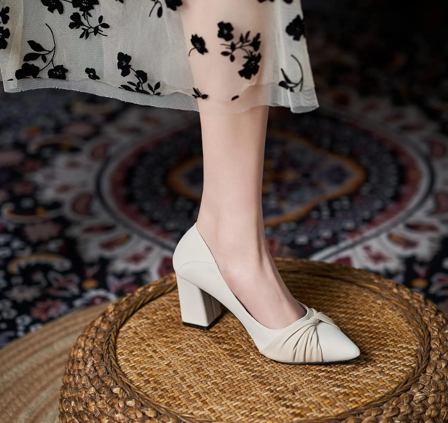 LizFoYa Women Ruched Band Office Daily Wear Work Pump Block Heel Pointed Toe Foldable Chunky Mid Heels