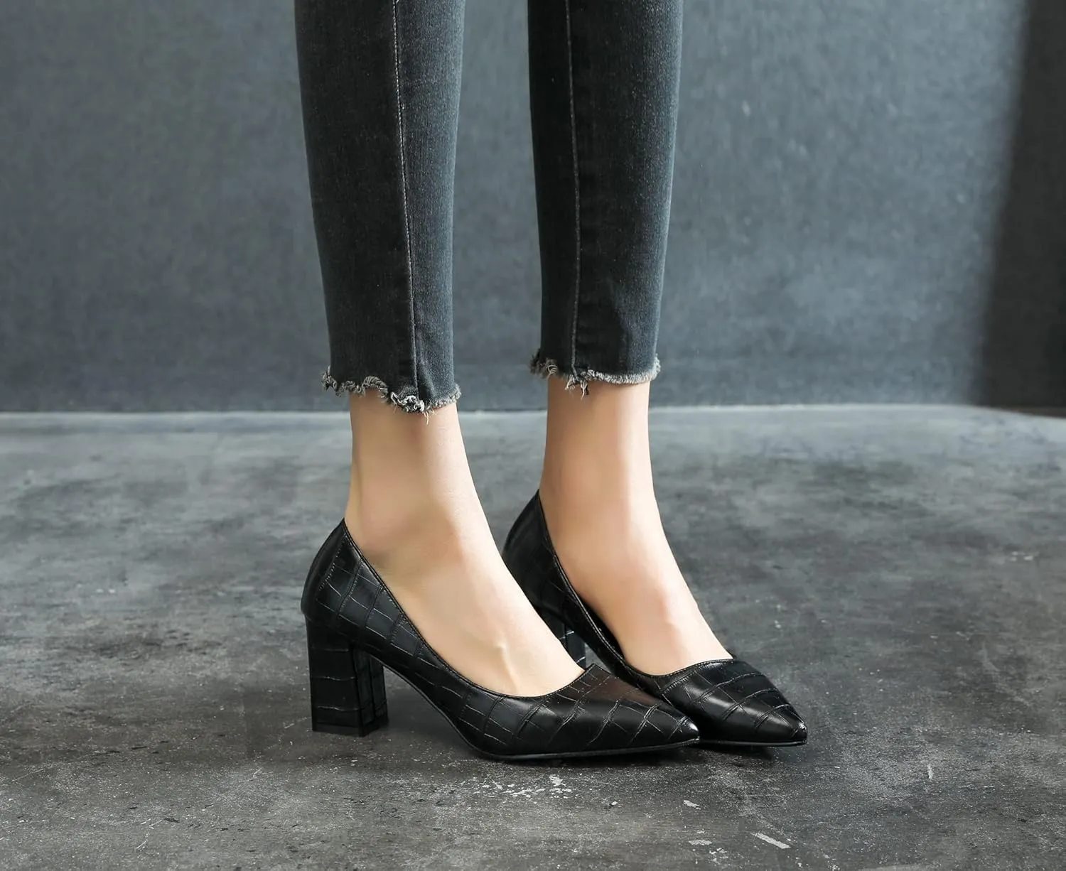 LizFoYa Women Sexy Pointed Toe Pumps Heel Office Lady Formal Crocodile Patterned Mid Walk Chunky Heels