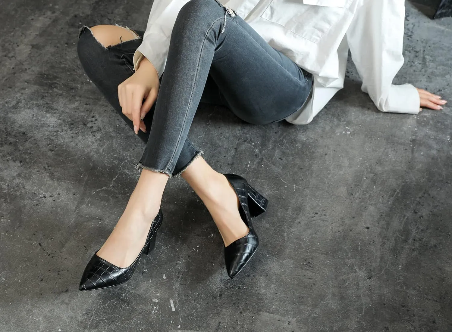LizFoYa Women Sexy Pointed Toe Pumps Heel Office Lady Formal Crocodile Patterned Mid Walk Chunky Heels