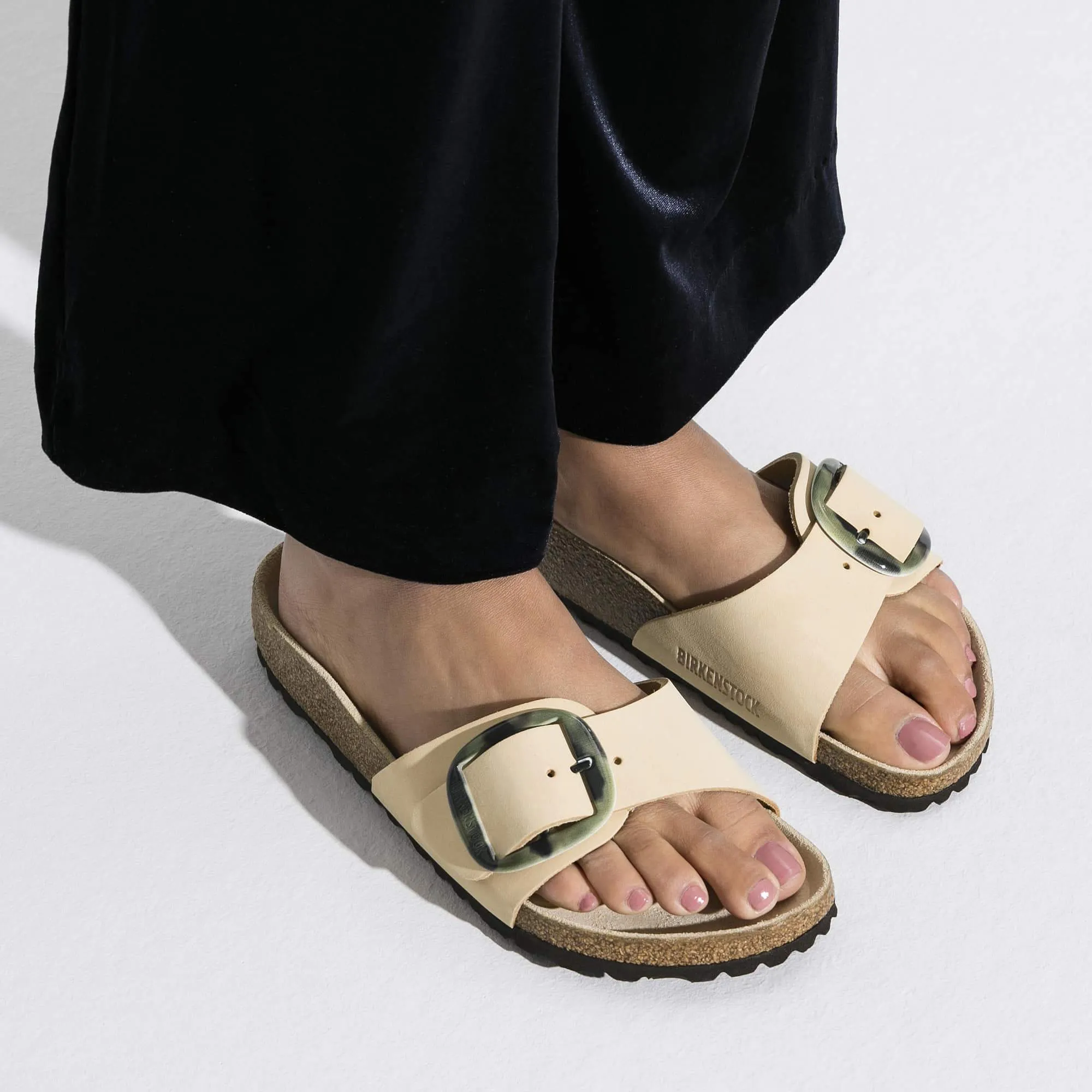 Madrid Big Buckle Nubuck Leather