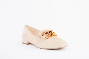 MARIAN - 25306 FLAT LOAFER WITH CHAIN DETAIL - BEIGE SUEDE