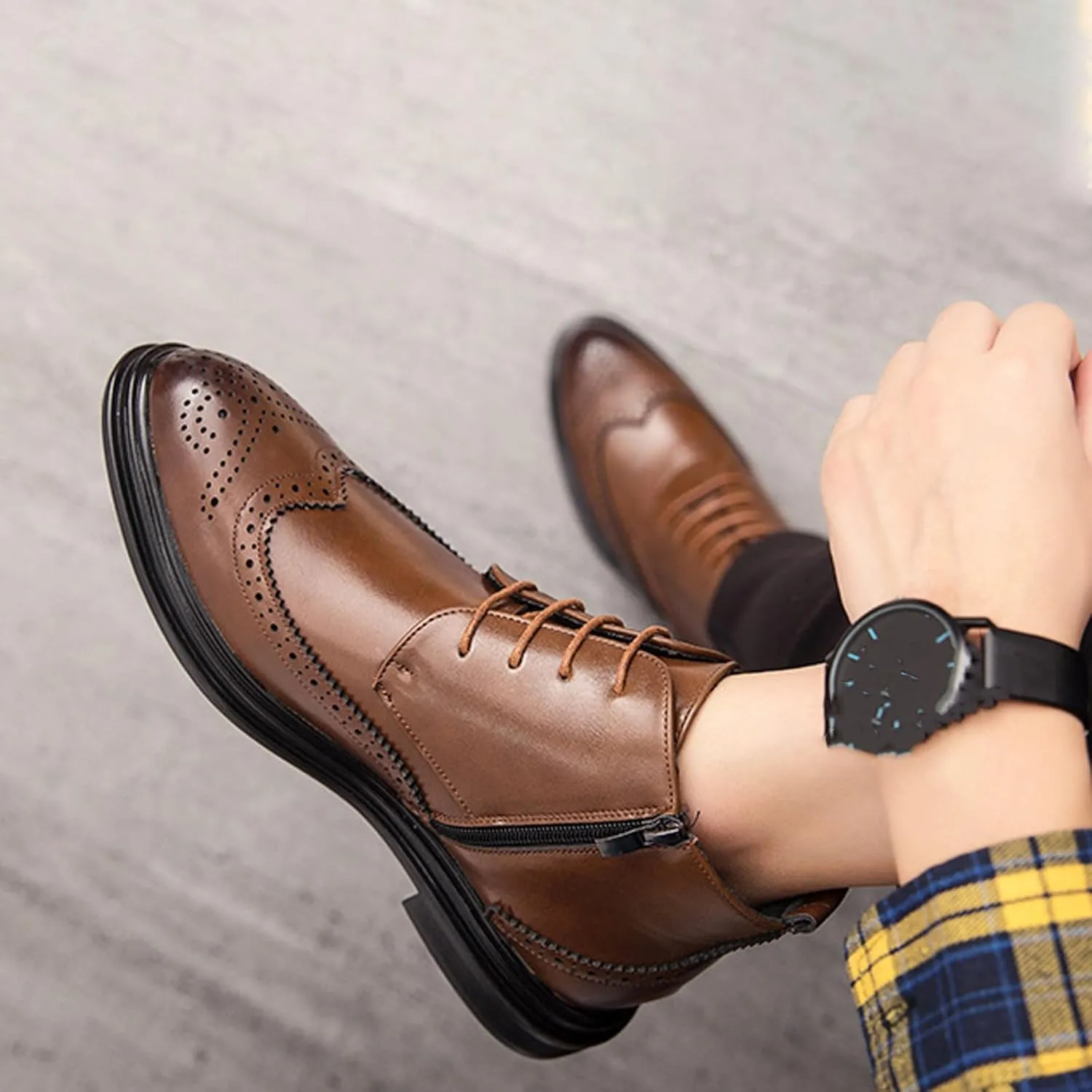 Men's Wingtip Brogue Oxford Dress Boots,Fashion Cap-Toe High Top Lace Up Chukka Boots Leather Classic Retro Ankle Boots
