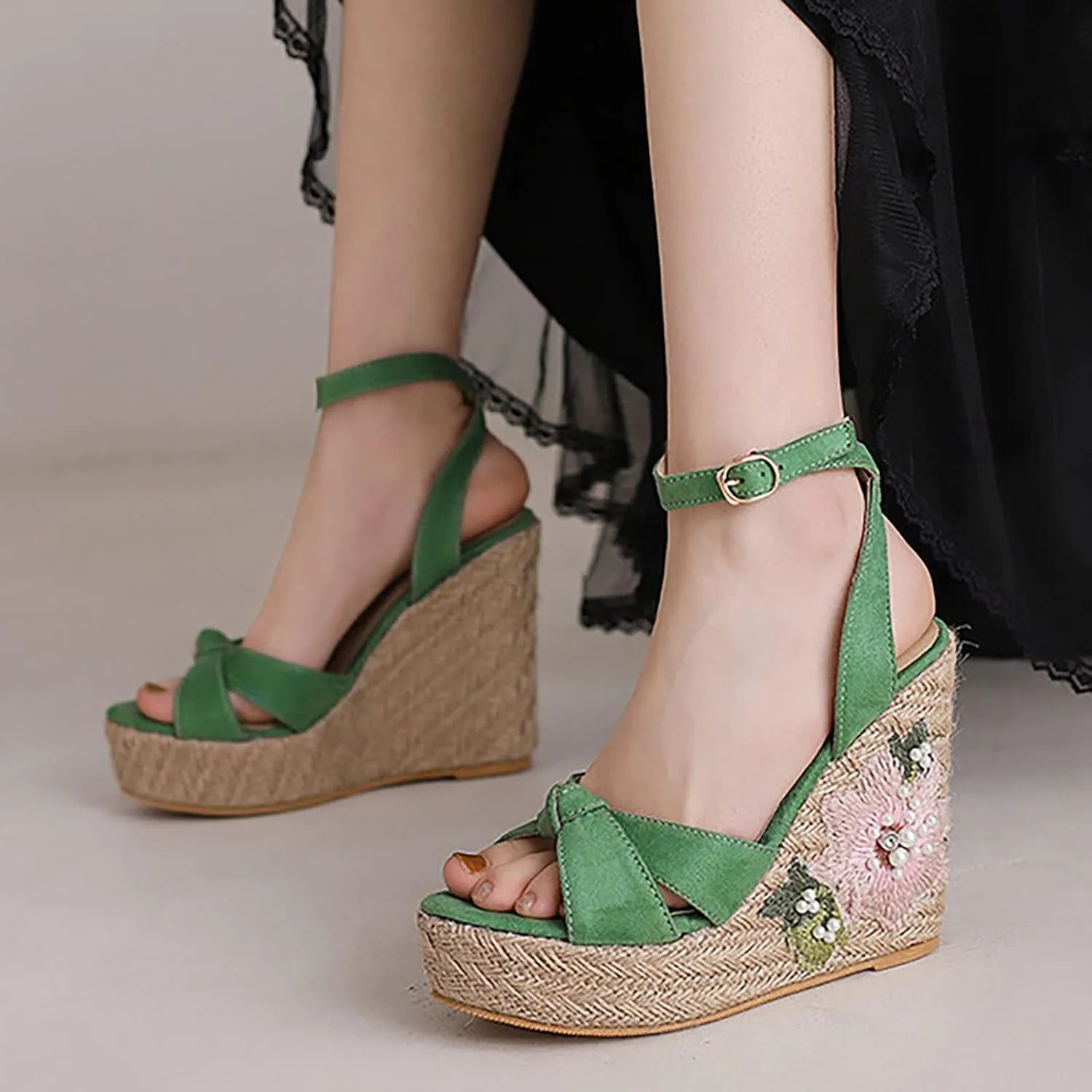 Sandals 2023 Summer New Korean Edition Slope Heel Sandals Imitation Grass Weaving Thick Sole Water Proof Platform
