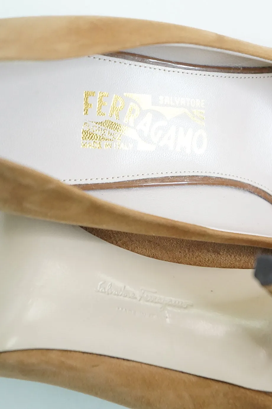 [WS4865] Salvatore Ferragamo | Mid Heel Pump