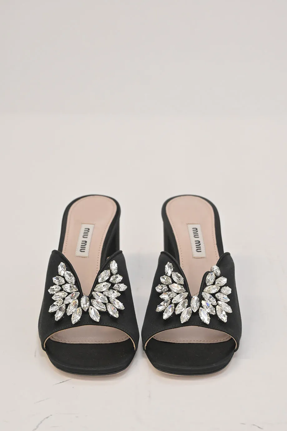 [WS7333] Miu Miu | Mid Heel Pump