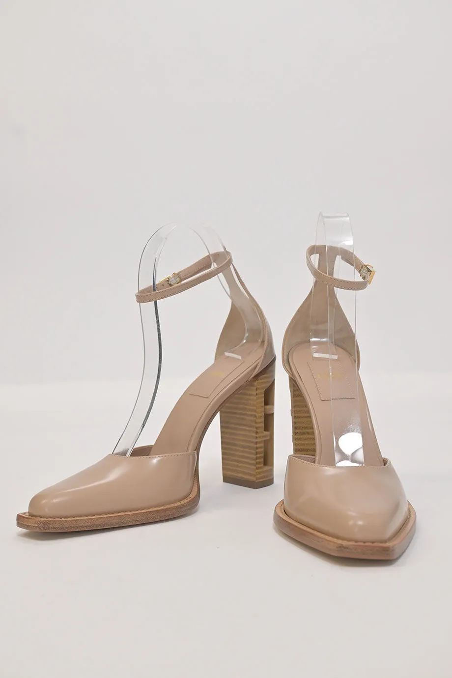 [WS7353] Fendi | High Heel Pump